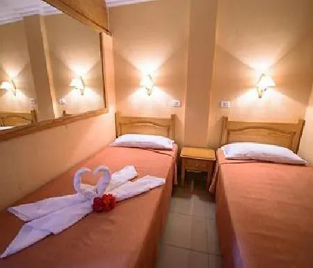 Aparthotel Skyview Tenerife 3*